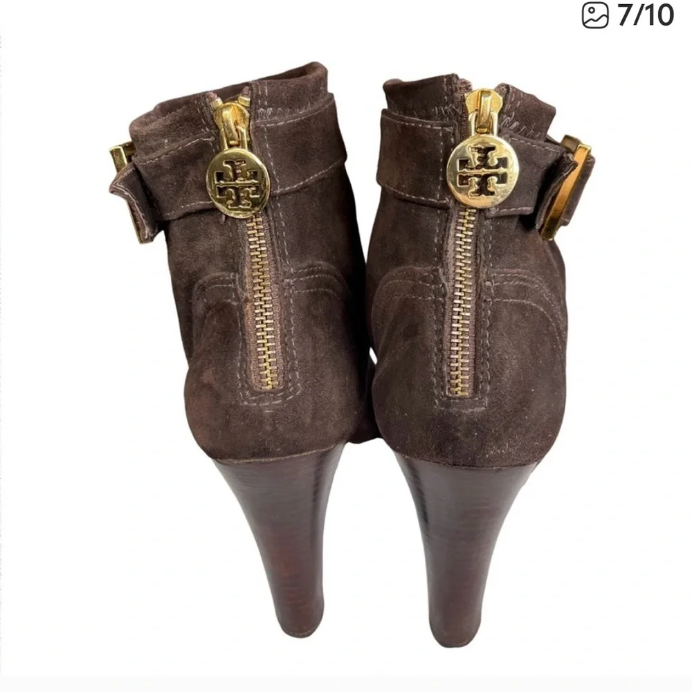 Tory Burch Melrose Chocolate Suede Heel Ankle Boots W/Gold Buckle Size 11 - Picture 5 of 9